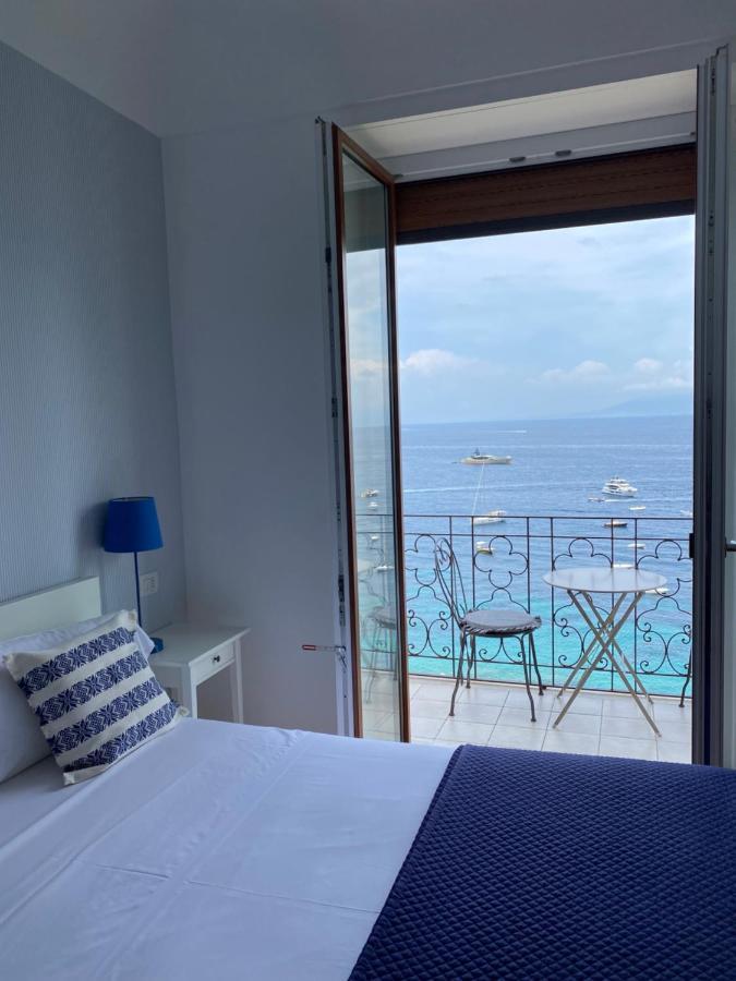 Capri Inn Extérieur photo