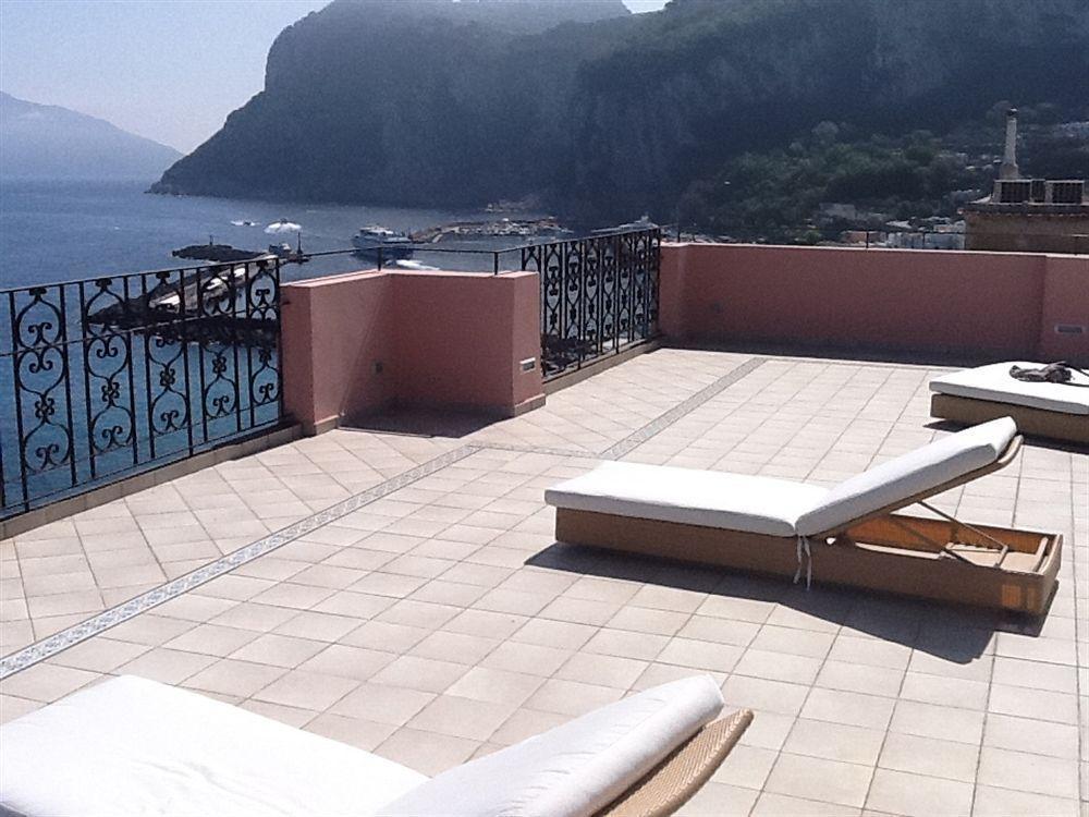 Capri Inn Extérieur photo