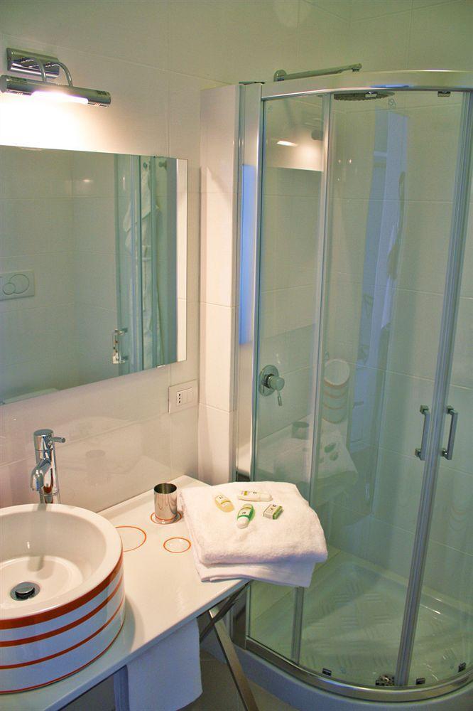 Capri Inn Extérieur photo