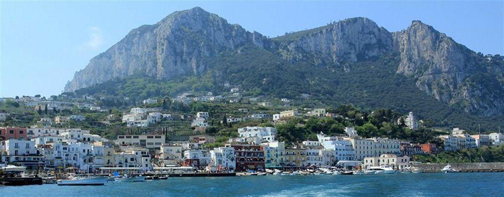 Capri Inn Extérieur photo