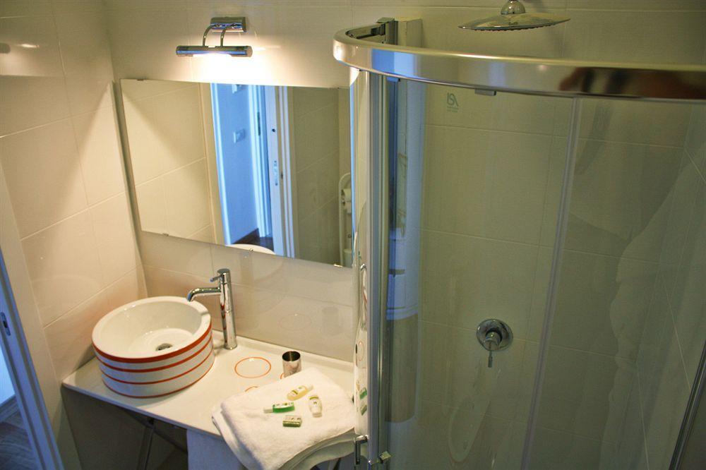 Capri Inn Extérieur photo