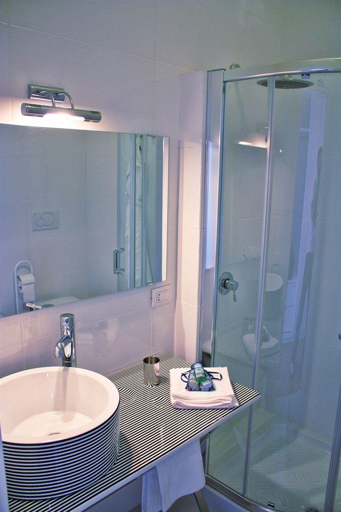 Capri Inn Extérieur photo