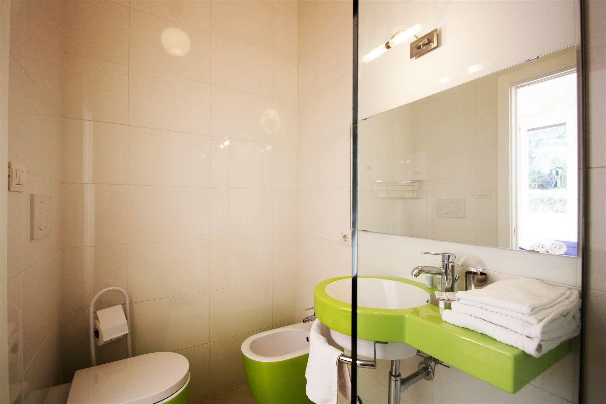 Capri Inn Extérieur photo