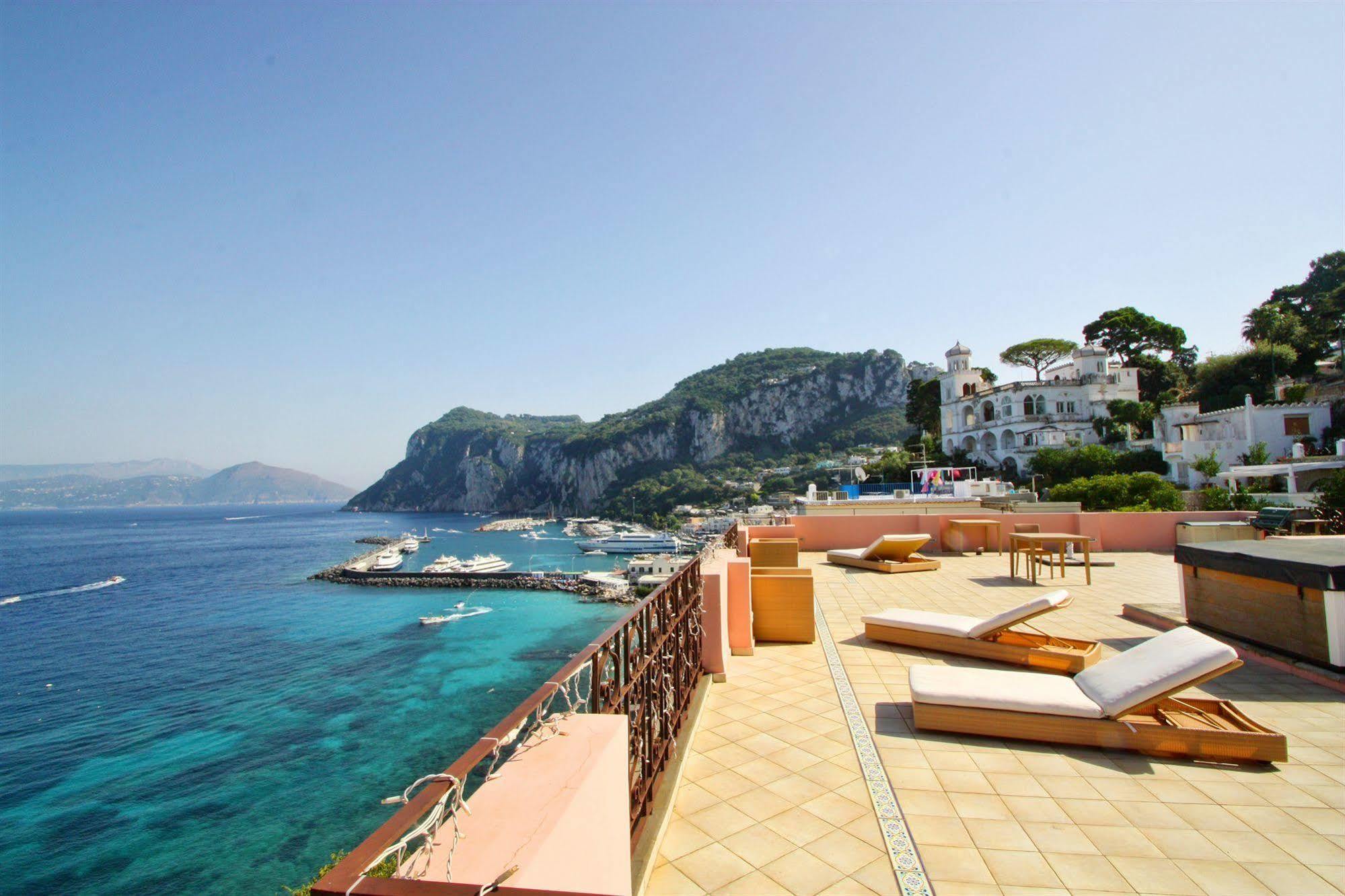 Capri Inn Extérieur photo